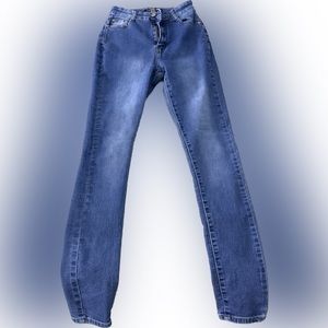 Fashion Nova High Waisted Jeans Size 5/6
